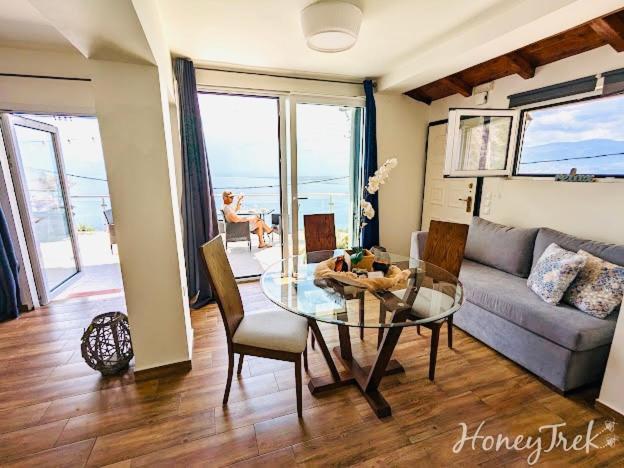 Kalamata Suites By 'Elite' ภายนอก รูปภาพ