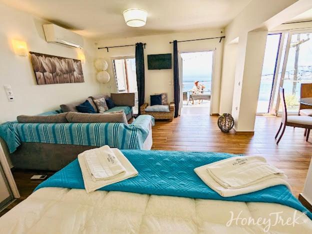 Kalamata Suites By 'Elite' ภายนอก รูปภาพ